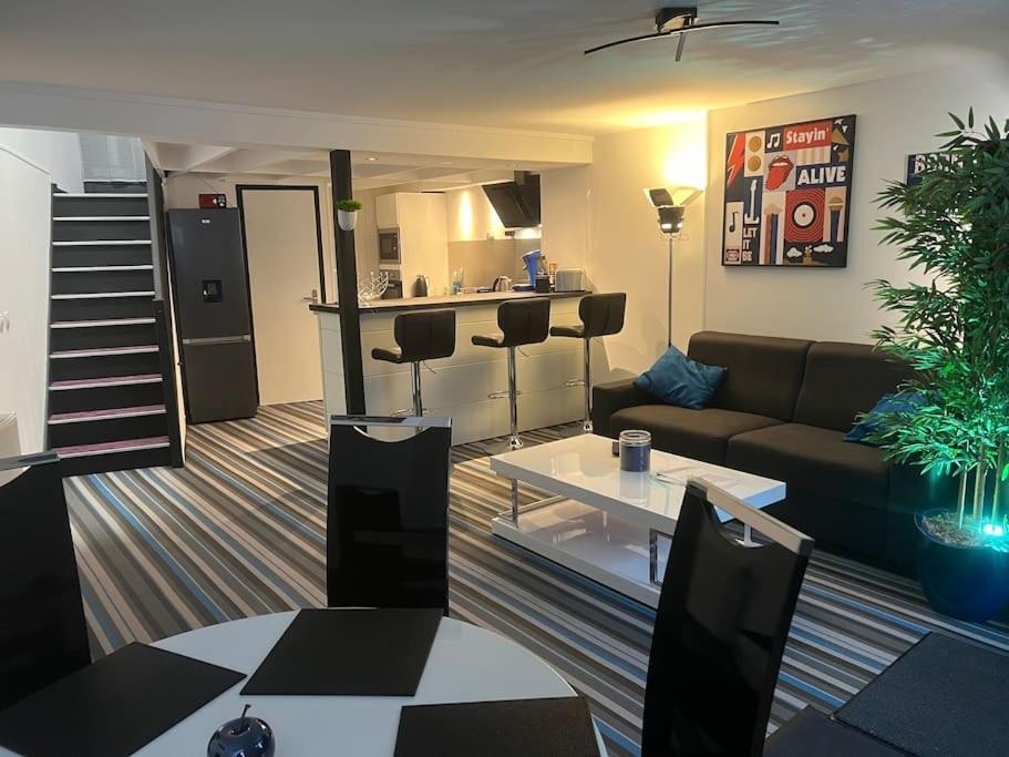La P'Tite Maison Et Votre Terrasse Prive ! Joinville Eksteriør billede